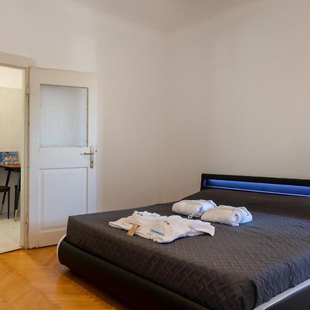 Apartament Vistasanlu Triest Zewnętrze zdjęcie